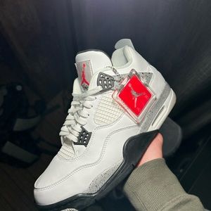 White cement 4s
